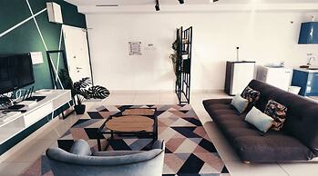 Mansion One Suites By Merlene