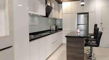 Mansion One Suites By Merlene