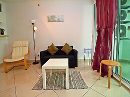 Mansion One Suites By Merlene