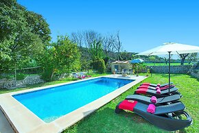 Villa Aina