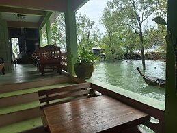Mhontong Homestay