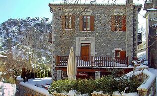 Tsarbou Guesthouse