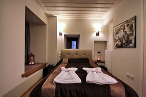 Tsarbou Guesthouse