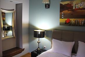 Tsarbou Guesthouse