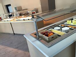 Nasos Hotel & Resort