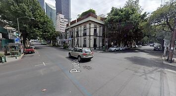 Tampico Apartments