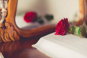 Paroraia boutique rooms