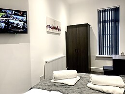 Victory Luxury Hot Tub House