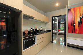 Nai Harn Condominium