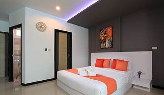 Nai Harn Condominium