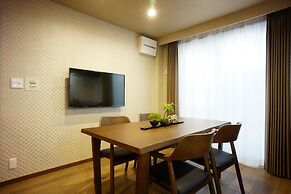 Rona Hotel