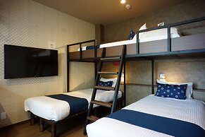 Rona Hotel