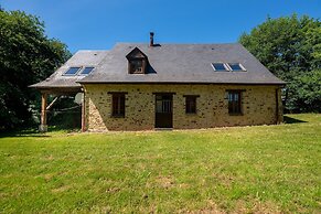 Quaint Holiday Home in Ferce