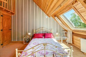 Quaint Holiday Home in Ferce
