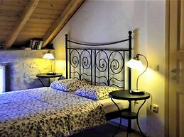 Holiday Home With Garden in Leonidio