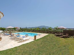 Villa in Kalpaki With Private Pool