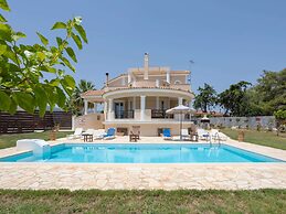 Villa in Kalpaki With Private Pool
