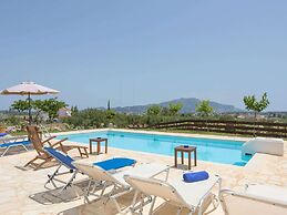Villa in Kalpaki With Private Pool