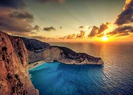 Villa in Zakynthos With Private Pool & Views