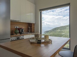 Modern Villa in Sivota With Pool