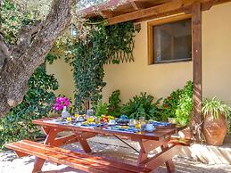 Villa in Heraklion With Private Pool & Beaches