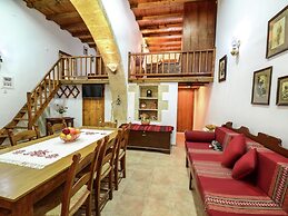 Villa in Crete With Vineyard Experience