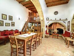 Villa in Crete With Vineyard Experience