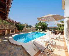 Villa in Crete With Pool & Olive Grove Views
