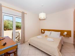 Villa in Crete With Pool & Olive Grove Views