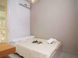 Villa in Agia Triada With Pool & Near Beach