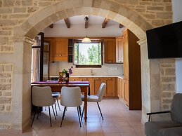 Villa in Prines With White Mountains View