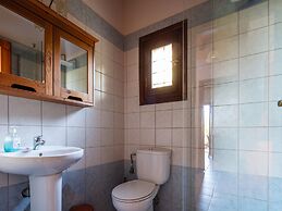 Villa in Prines With White Mountains View