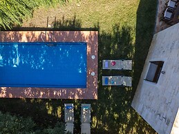Villa in Prines With White Mountains View