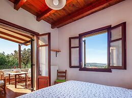 Villa in Prines With White Mountains View