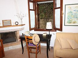 Villa in Prines With White Mountains View