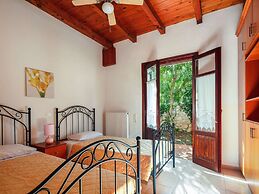 Villa in Prines With White Mountains View