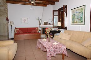 Villa in Prines With White Mountains View
