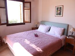 Villa in Prines With White Mountains View
