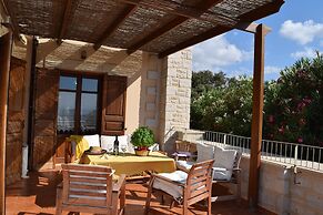 Villa in Prines With White Mountains View