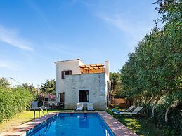 Villa in Prines With White Mountains View