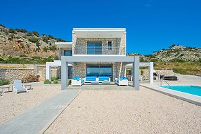 Villa in Rhodes With Infinity Pool & Sea Views