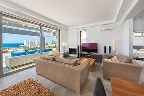 Villa in Rhodes With Infinity Pool & Sea Views