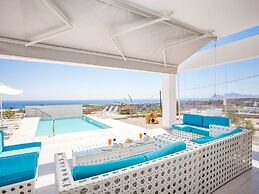 Villa in Rhodes With Infinity Pool & BBQ