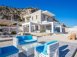 Villa in Rhodes With Infinity Pool & BBQ