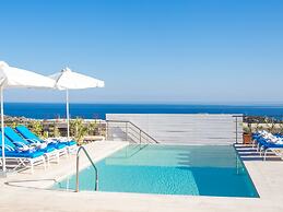 Villa in Rhodes With Infinity Pool & BBQ