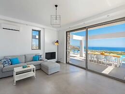 Villa in Rhodes With Infinity Pool