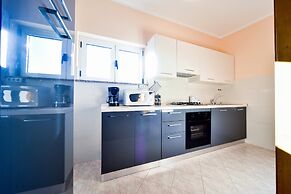 Apartment in Slivnica With Private Pool