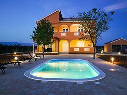 Holiday Home in Prkos With Private Pool
