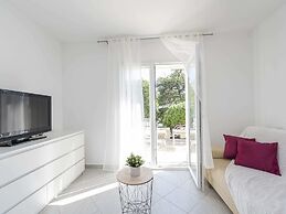 Maslenica Pool Villa With Charm