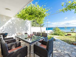 Maslenica Pool Villa With Charm